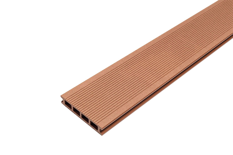 Savadeck Classic 5 Terracotta deking daska – kosi prikaz cele daske